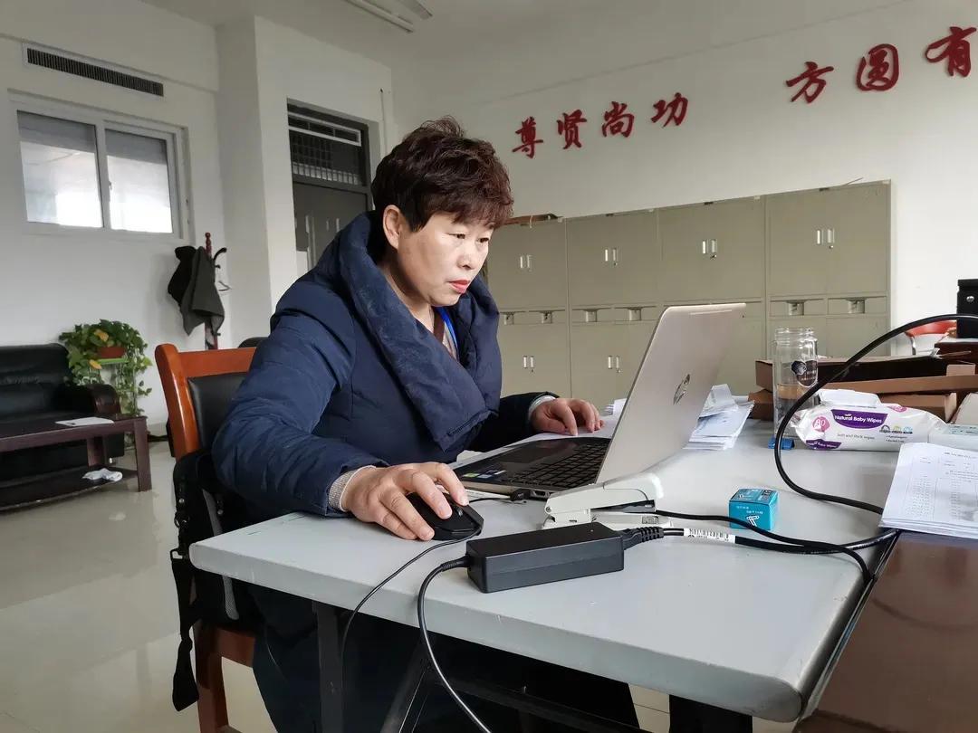非冠肺炎最新动态，高科技产品引领防护体验，开启健康科技新纪元