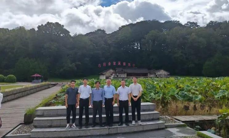 龙岩市温锡浩新职务揭秘，自然美景探索之旅的领导者